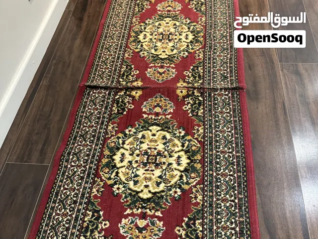 مشايات النساجون الشرقيون مقاسات مختلفة وبحالة ممتازة