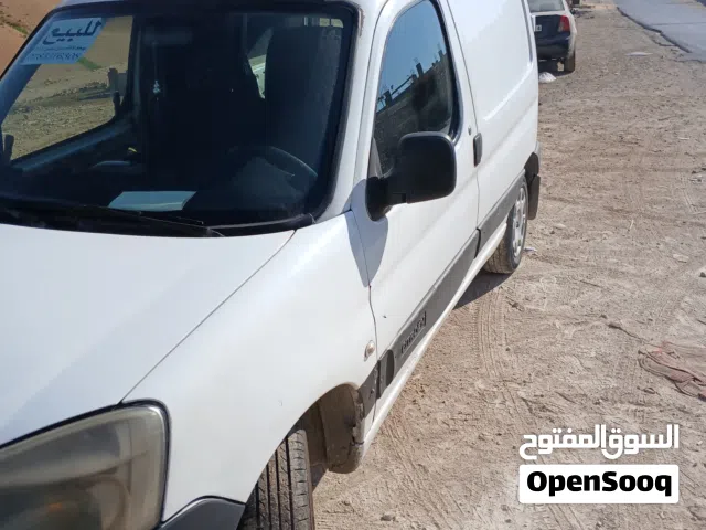 2006 بيجو بارتنر Van Long Body