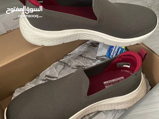 42 Casual Shoes in Northern Governorate