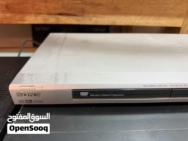اجهزة قديمة وميكروفون