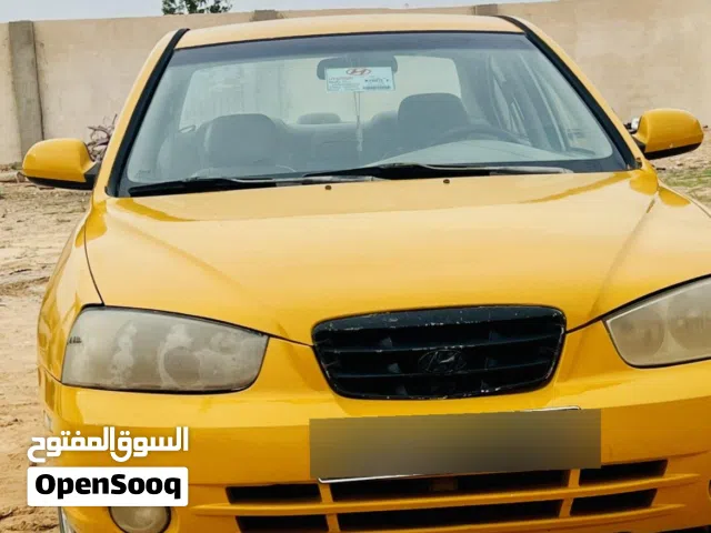 2002 هيونداي افانتي Standard