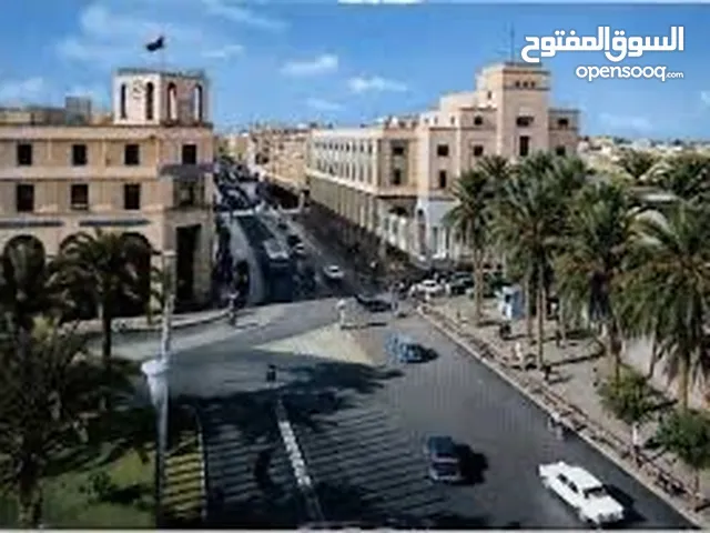 شقة ارضية في شارع عمر المختار مقابلة معرض طرابلس الدولي للبيع