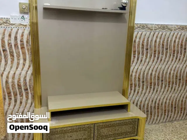 ميز جديد ما مستخدم نظافه فول