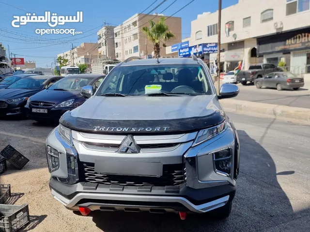 بكم ميتسوبيشي L200 بحال الشركة وكالة بلاك ايدشن