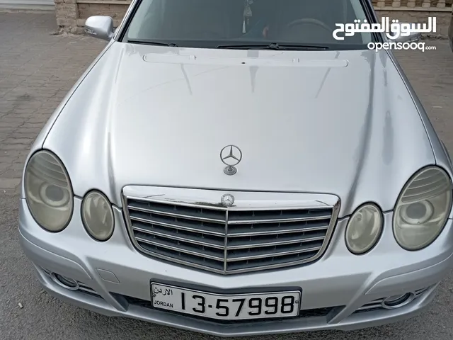 مرسيدس E200 موديل 2009 للبيع 4 جيد
