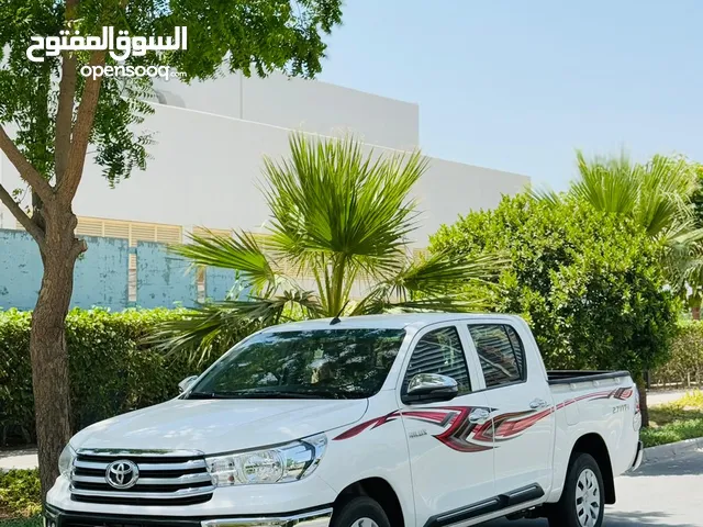 Toyota Hilux 2.7 VVTi Automatic Double Cabin pickup Year-2022. Single owner.Fully company service