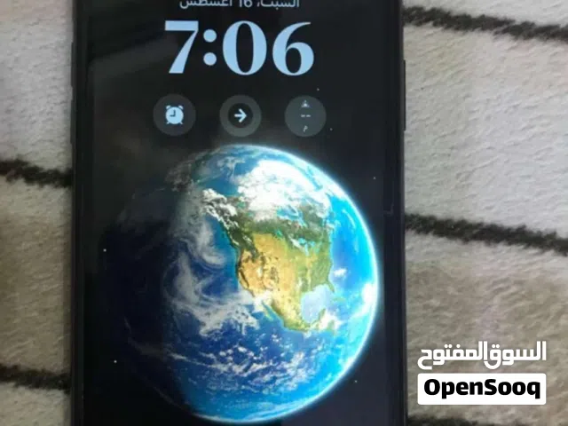 Apple iPhone 11 128 GB in Basra