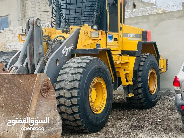 جرافه فولفو