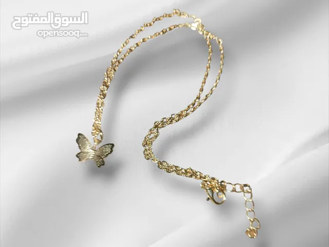 أساور و سلاسل ذهبيه و ملونه