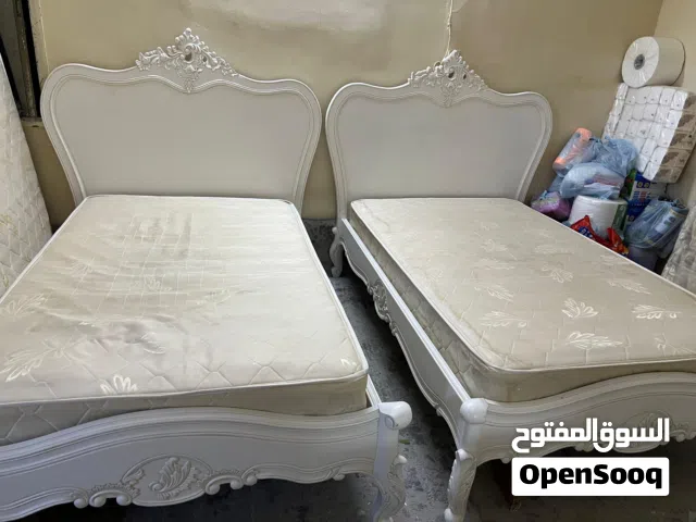للبيع سريرين 120x200مع تسريحه خشب أصلي مصري خشب زان قوي منطقة العين الصاروج قديم