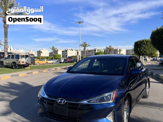 2020 هيونداي النترا SE