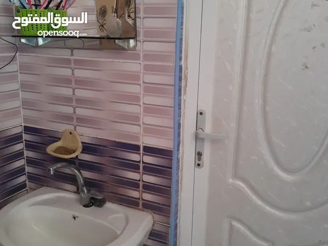 142 m2 5 Bedrooms Townhouse for Sale in Irbid Al-Mughayer