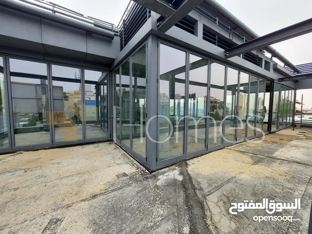 روف تجاري مع ترس بموقع مميز على شاعين للايجار في عبدون بمساحة بناء 350م