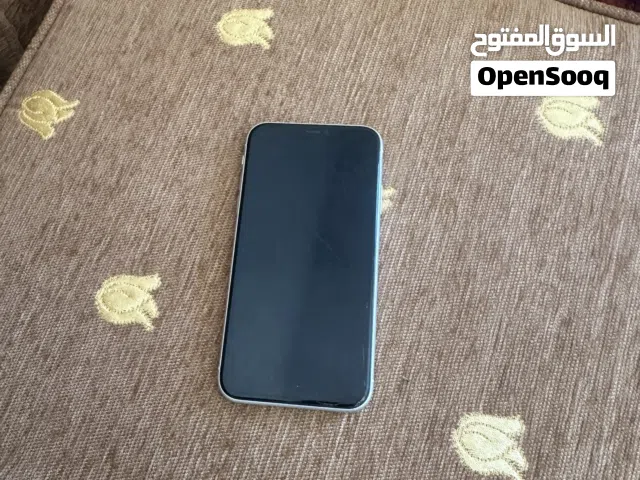 Apple iPhone 11 64 GB in Tripoli