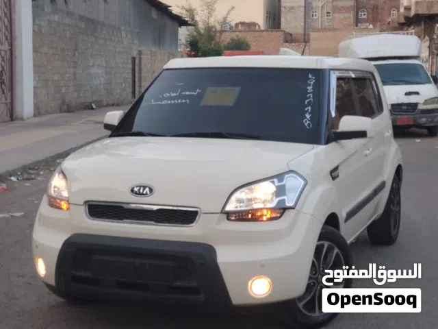 2011 كيا سول LX