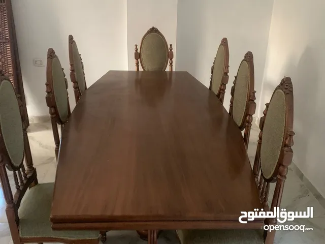 طاوله سفره  مع كراسيها خشب زان ولاتيه ثقيل ثقيل