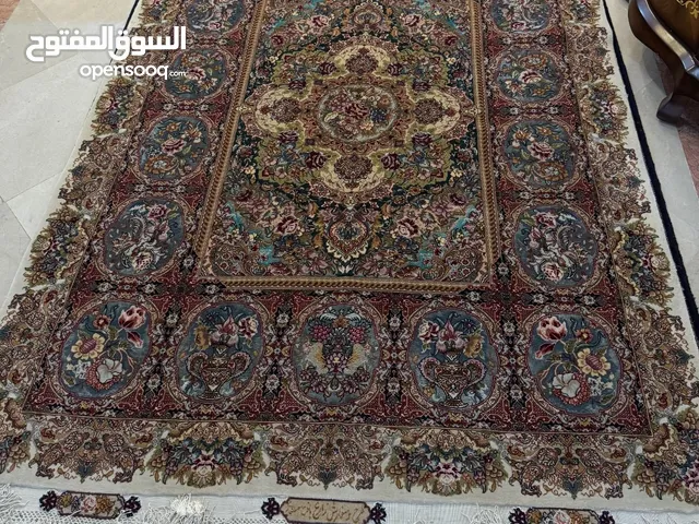 سجاد إيراني حرير طبيعي فاخر – صناعة يدوية أصلية من تبريز silk carpets