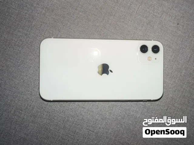 Apple iPhone 11 64 GB in Al Dhahirah
