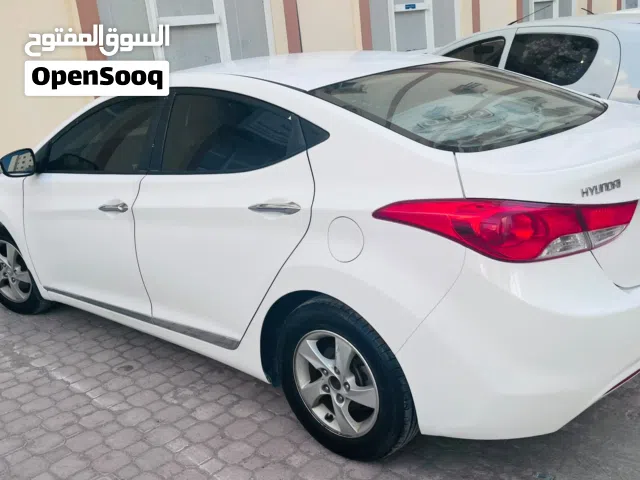 2014 هيونداي النترا GLS