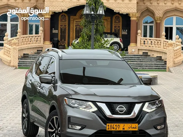 Nissan Rogue 2017 in Al Batinah