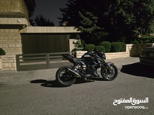 Suzuki GSX-S 750cc