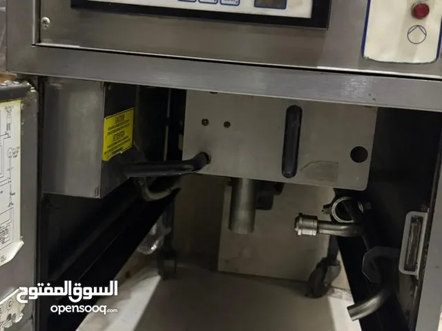 مكاين برستد هني بني الأمريكية