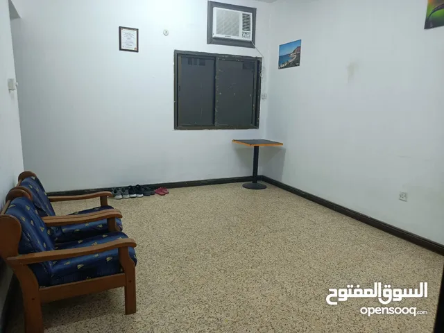 Sharing rooms is available for indian men in MBD area nearby bank muscat and oman oil petrol bunk
