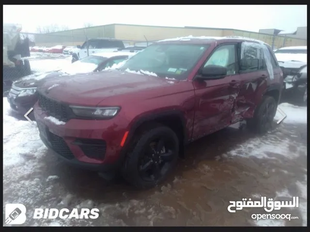 جيب 5 راكب جديده جداً موديل 23