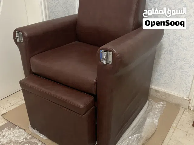 Manicure & Pedicure Chair (including foot spa machine & Trolley) - Barber Shop/ Spa/ Saloon