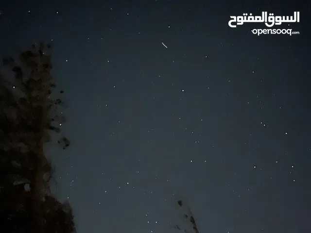 ايفون 13 بطاريه 88 ذاكره 128 ولا مغير فيه اشي