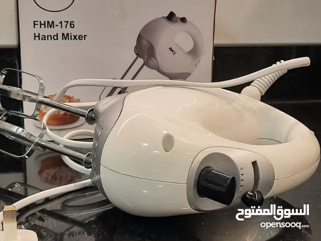 Electric hand Mixer, 5 speed, 100 Watt.