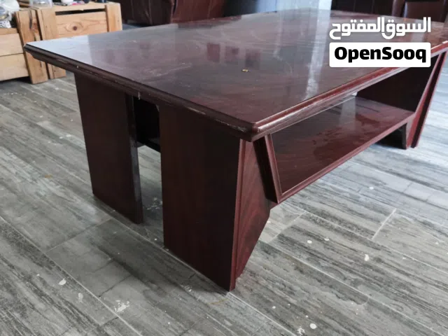 طاولة لوح متين جدا انضيفه