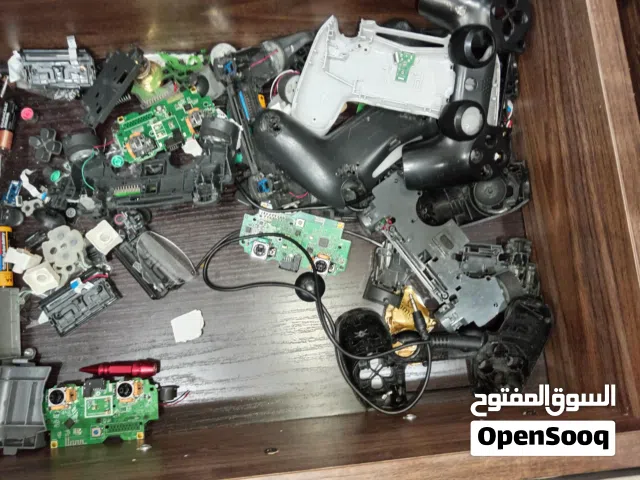 قطع يد بلايستيشن