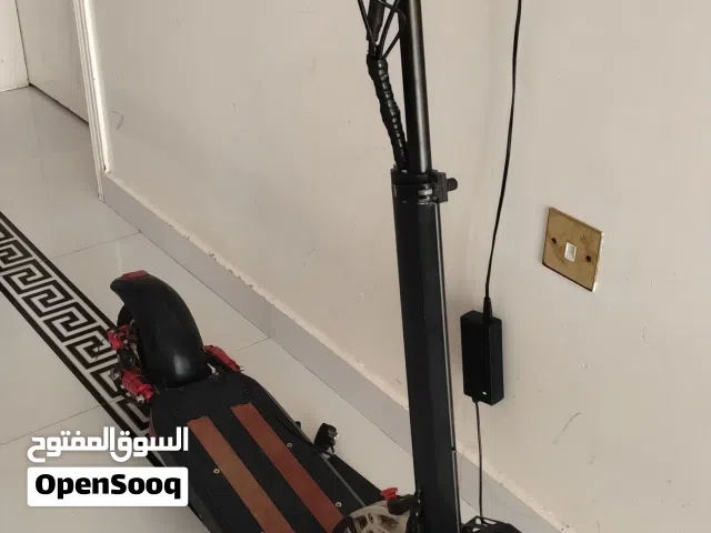 سكوتر نظيف مناسب (السعر قابل للتفاوض)