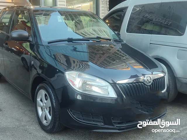 سكودا فابيا 2014جير عادي محرك 1400