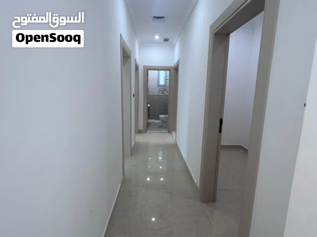 150 m2 3 Bedrooms Apartments for Rent in Farwaniya Abdullah Al-Mubarak