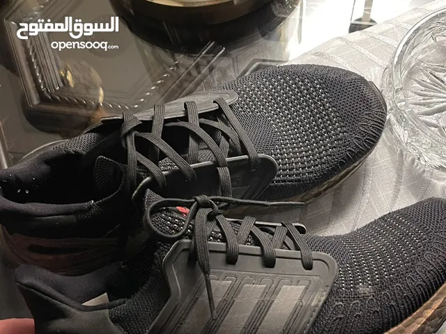 Black Sport Shoes in Muscat