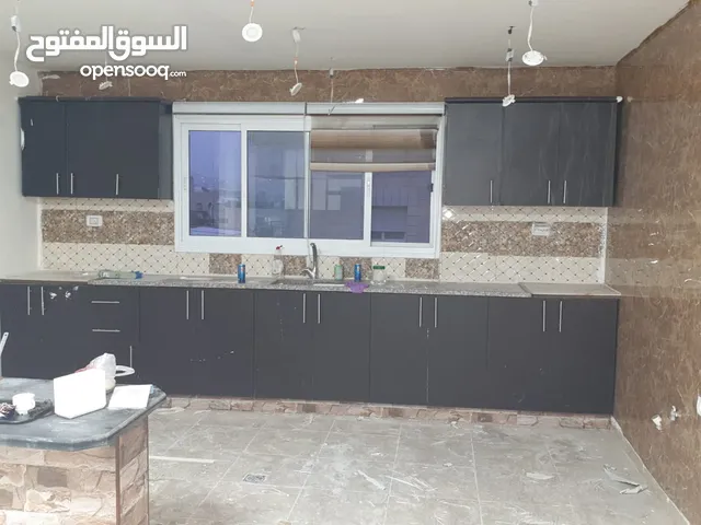 شقة غير مفروشة للايجار