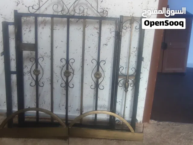 باب حديد ثقيل للبيع