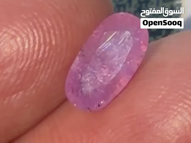 زفير وردي طبيعي مميز مع شهادة فحصPink Sapphire
