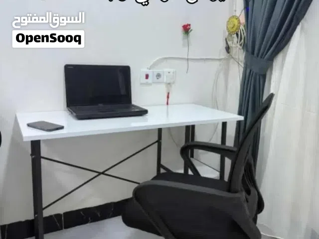 ميز دراسة ، كرسي