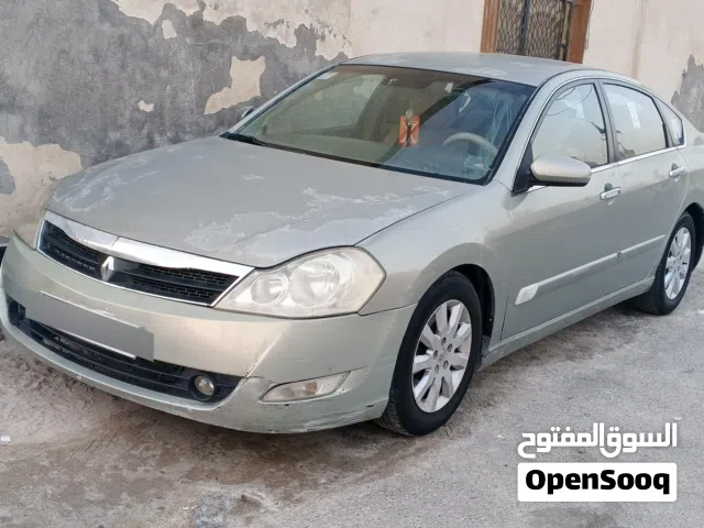 رينو سافران 2010