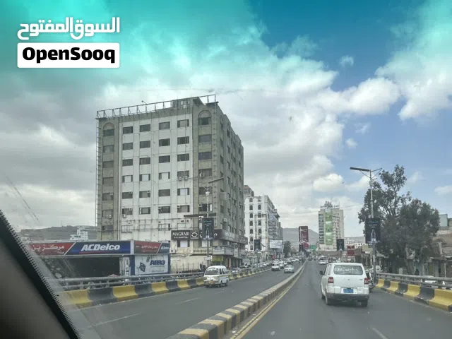 تأجير لوحه إعلانيه مساحاتها 500 متر مربع