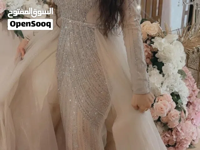 فستان سهرة