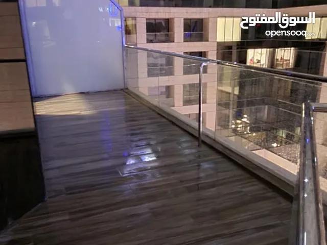 شقة دوبلكس بإطلالة رائعة في برج داماك العبدلي البوليفرد للايجار  / ref 710