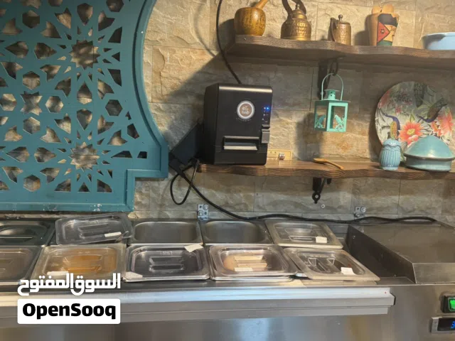 مخبز كامل للبيع في ارقى أماكن طريق المطار  للبيع بسبب عدم التفرغ لأسباب صحيه