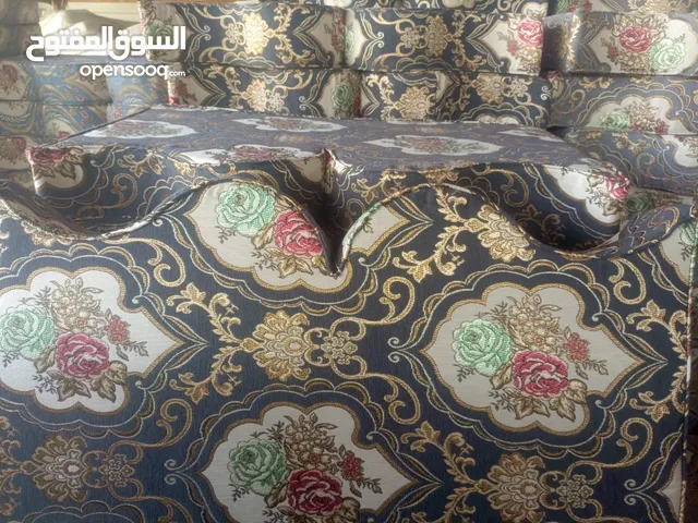 جلسات اصليه  كويتي  القماش تركي  تفرش 6×4 14متر  ضهر ملكي  العنوان  النجف حي الرحمه