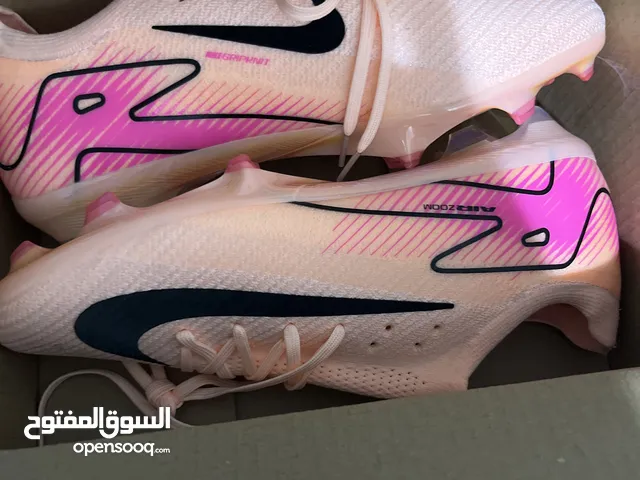 Nike elite football shoes