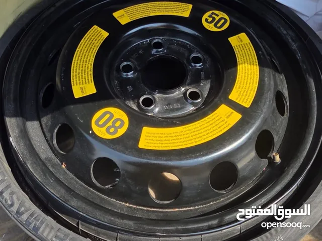 Bridgestone Dueler H/T 687