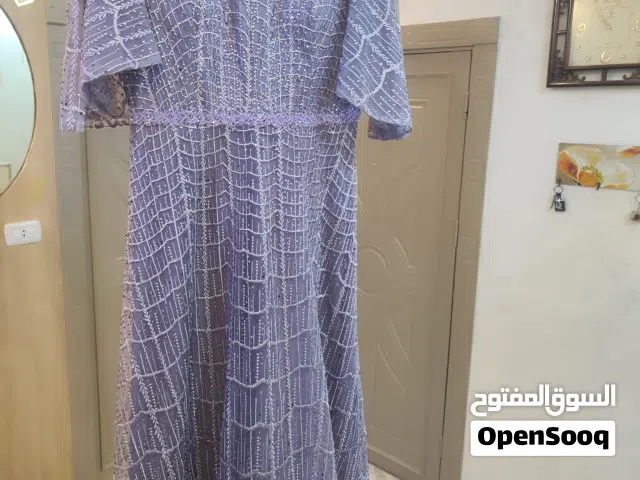 فستان سهره بحاله الجديد للبيع